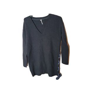 Free People Women's Black Knit Lace Up Sweater Size Medium t77